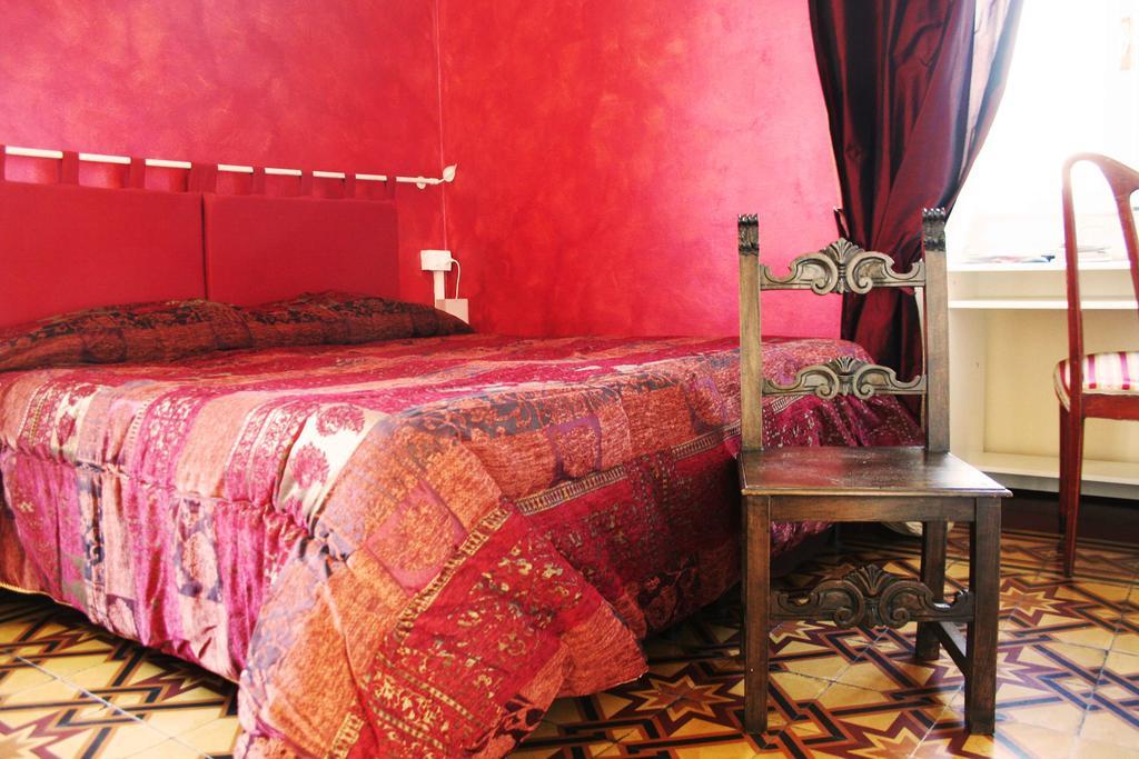 A Casa Di Virgilio Hotel Флоренция Екстериор снимка