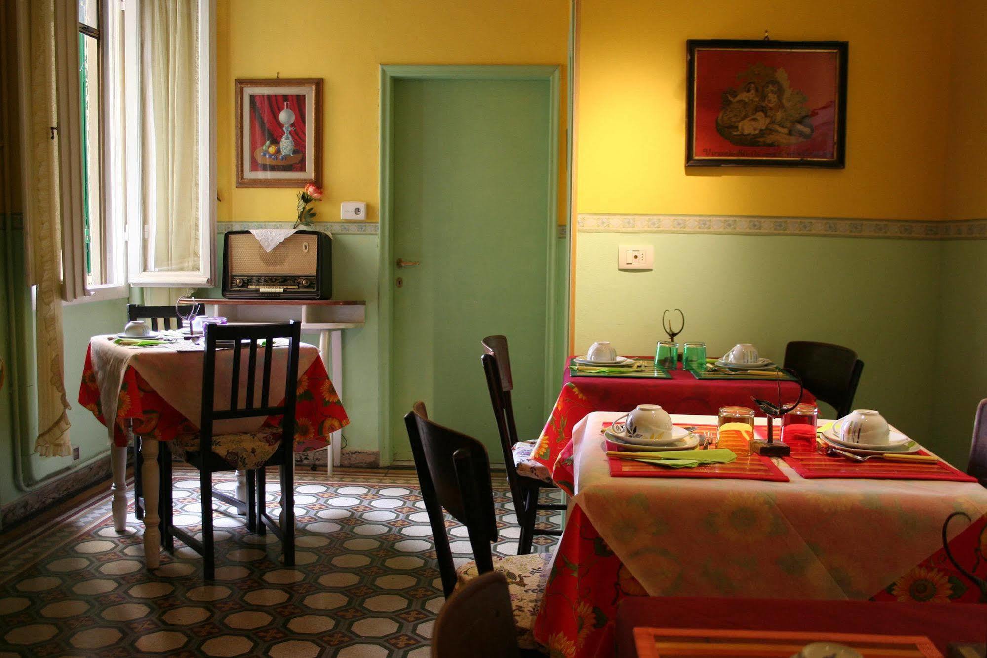 A Casa Di Virgilio Hotel Флоренция Екстериор снимка